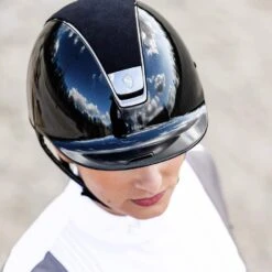 Helmet Samshield Glossy Alcantara Chrome Silver -Equestrian Equipment Store 71881755 2558601257531141 7071043605615345664 o